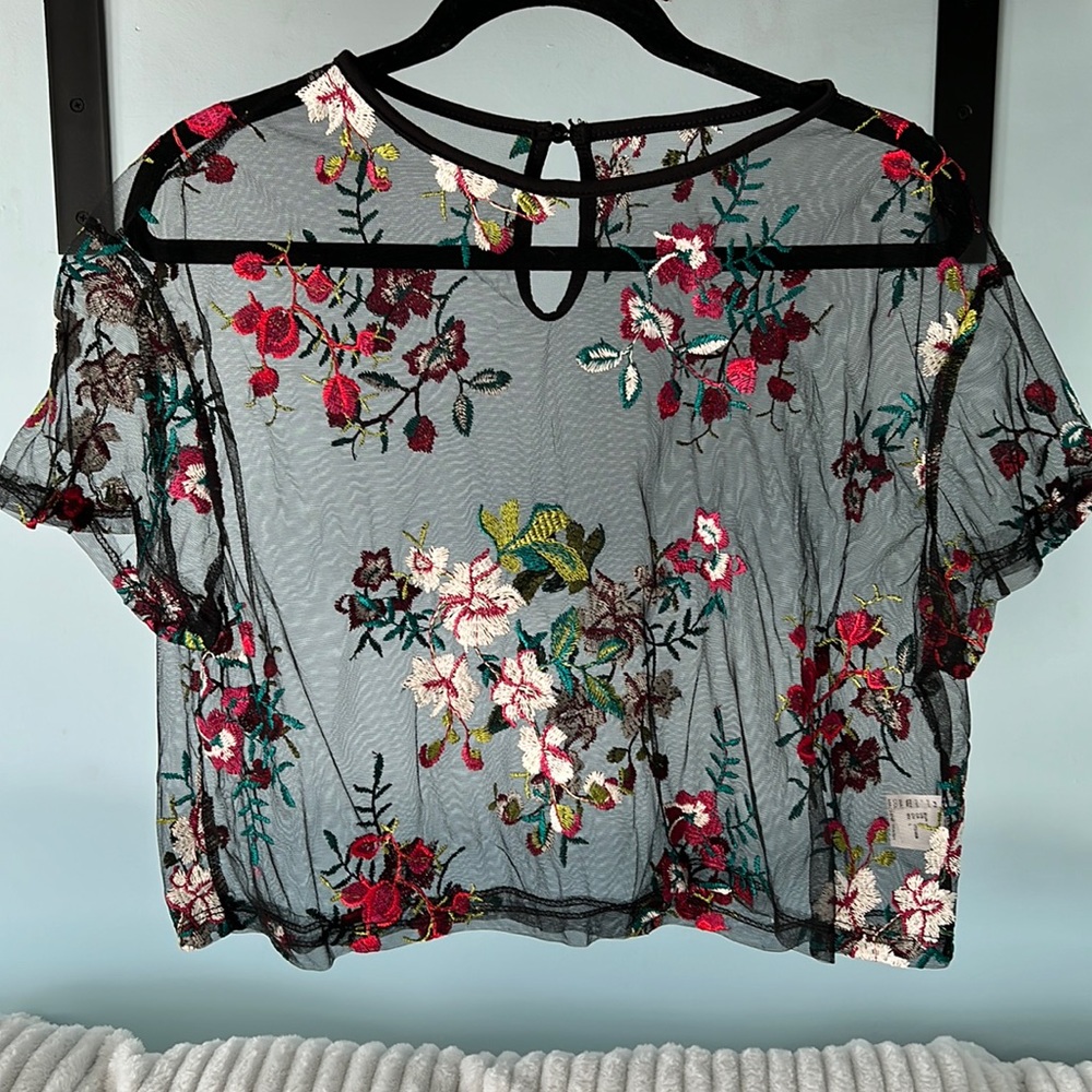 Mesh Flower Embroidered Crop Top